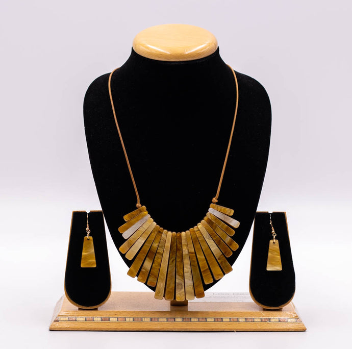 FANATIC NECKLACE SET