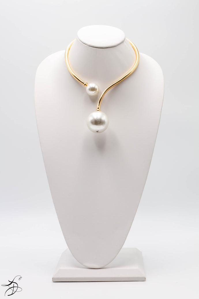 PEARL LOOP CHOKER